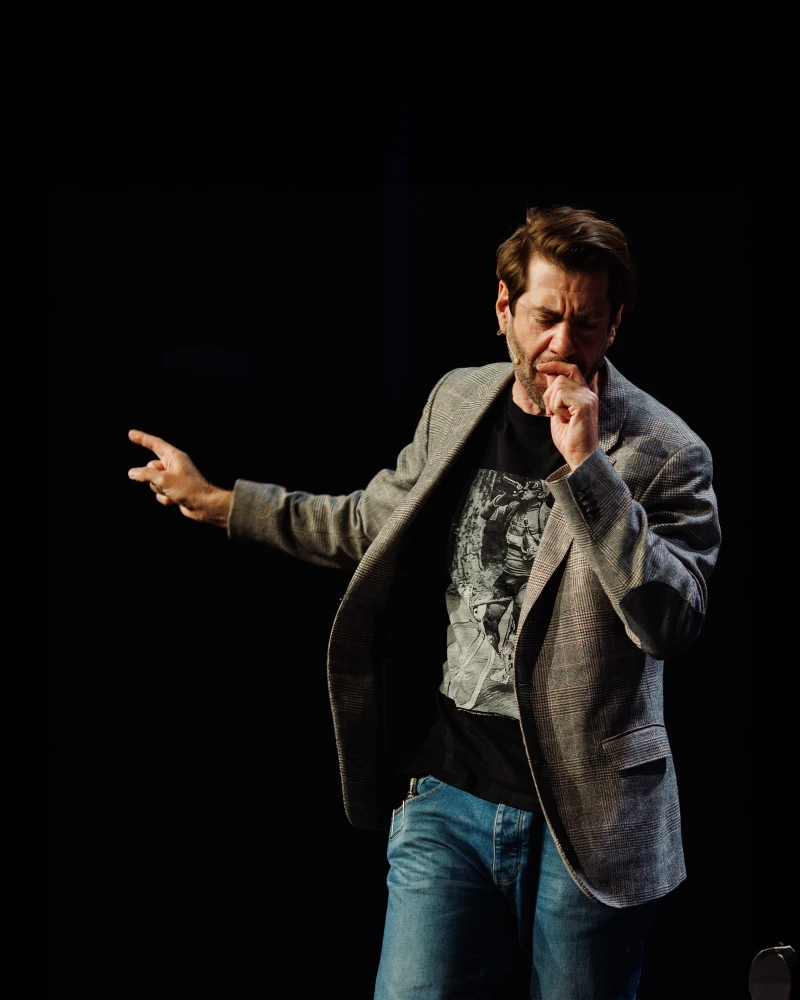 Claus von Wagner live auf der Bühne